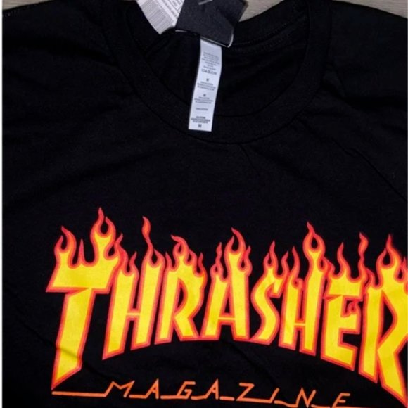 THRASHER Magazine Flame Logo Black Girls BF Tee Medium Sized Tee 100% Cotton - Picture 2 of 3